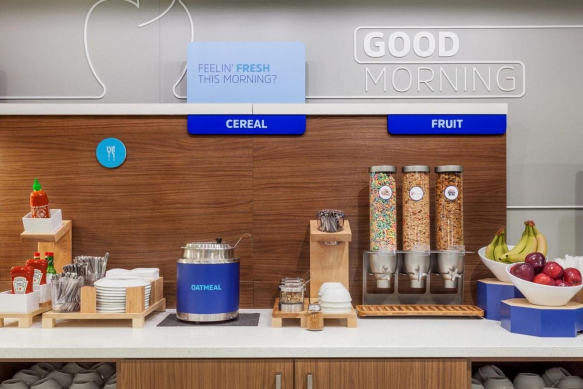 Holiday Inn Express & Suites Chicago - Oak Forest By Ihg Εξωτερικό φωτογραφία